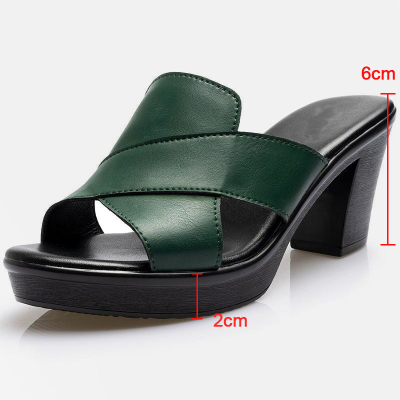 Phyllida™ Cushioned Slip-Resistant Sandals