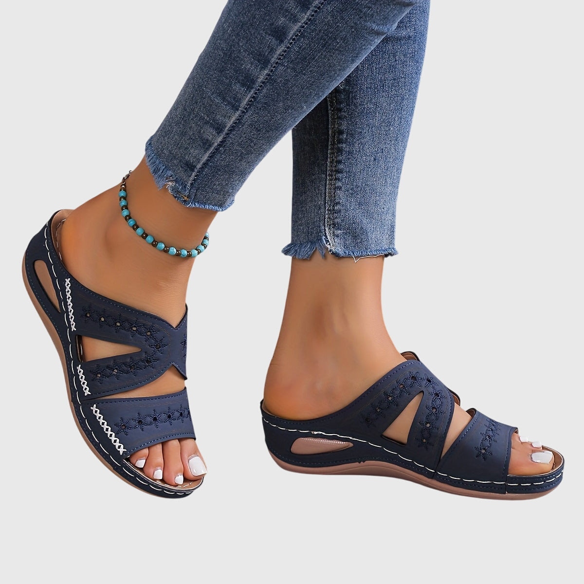 Roslyn™ Lightweight Sandals
