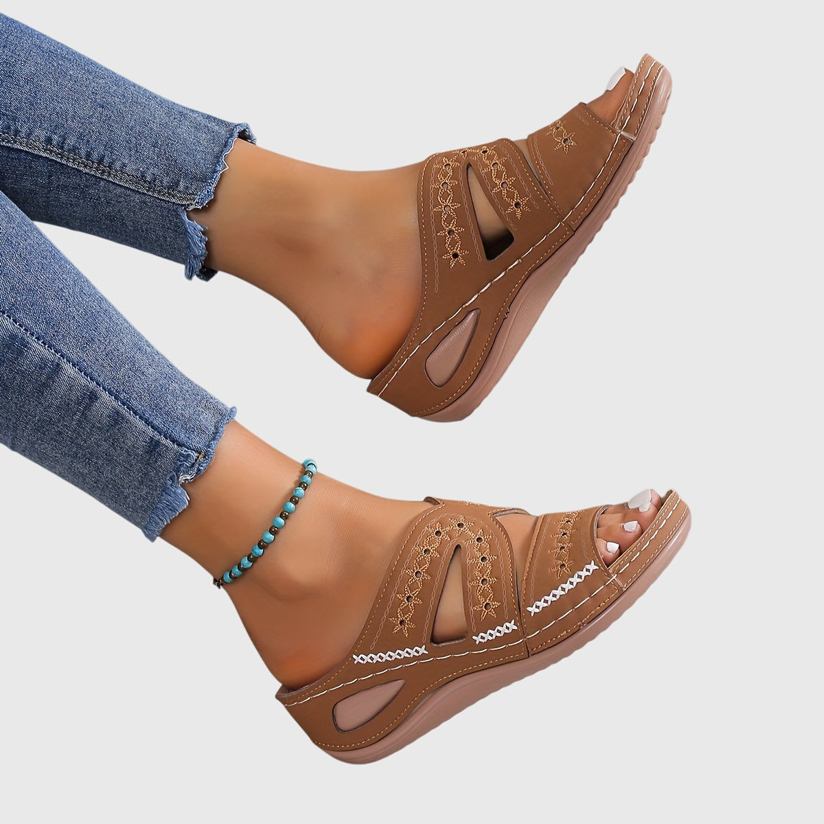 Roslyn™ Lightweight Sandals