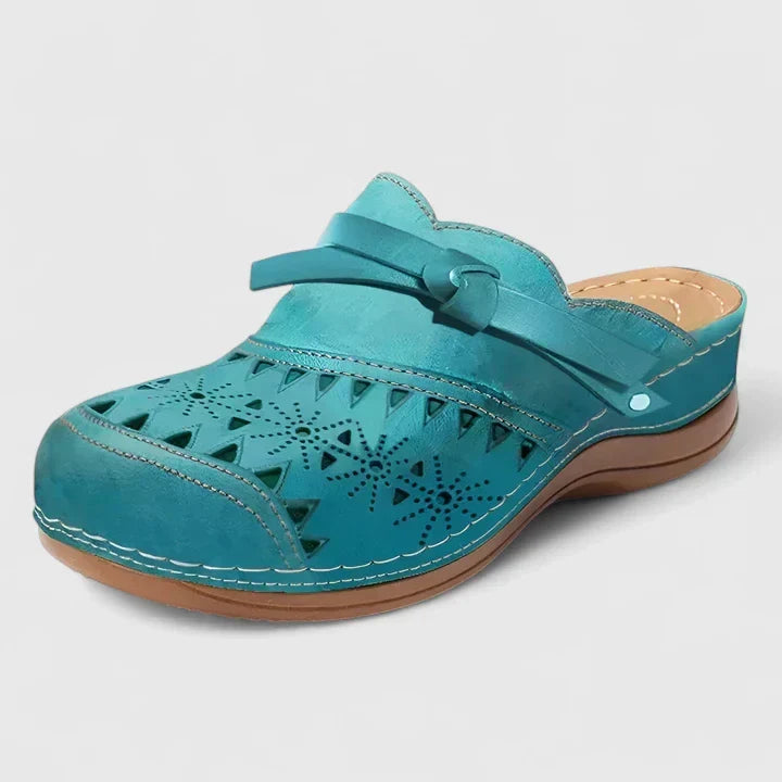 Saoirse™ Strappy Open-Weave Sandals